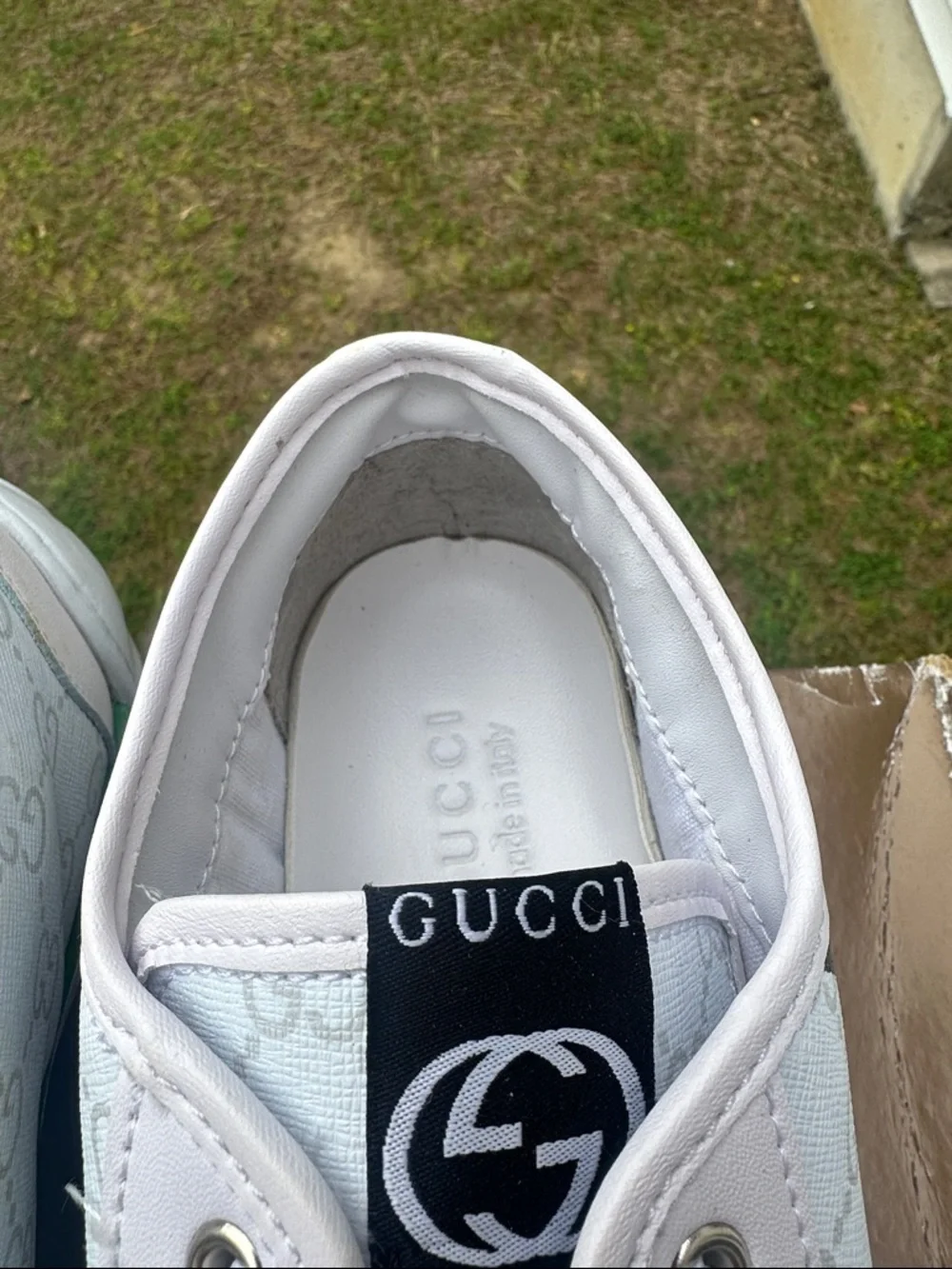 Gucci White Low-Top Sneakers with Green & Black Stripe